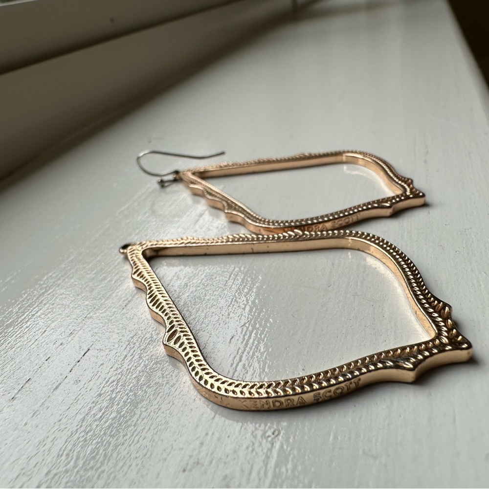 Kendra Scott Sophee Drop Earrings